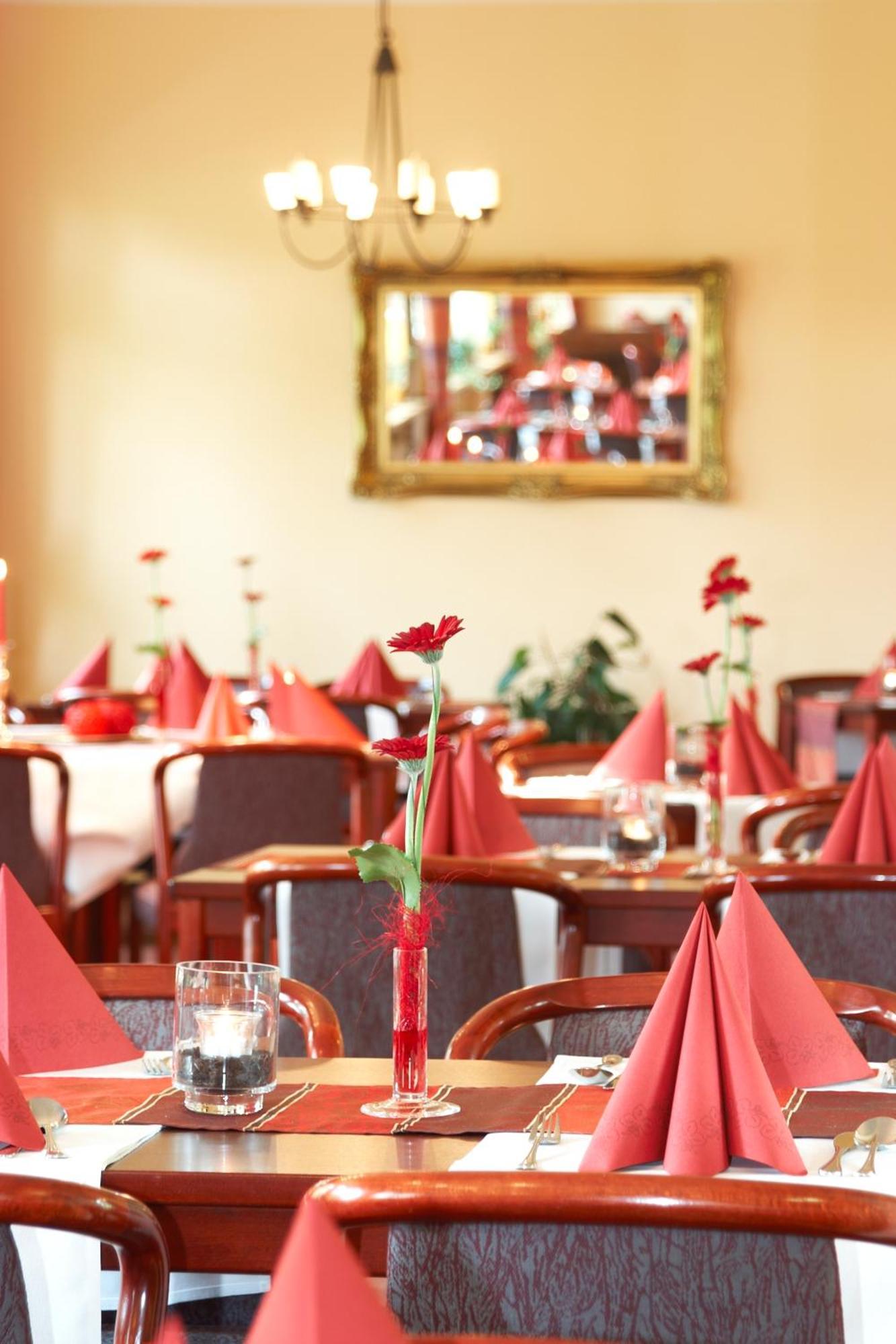 Moorland Hotel Am Senkelteich Vlotho Ngoại thất bức ảnh